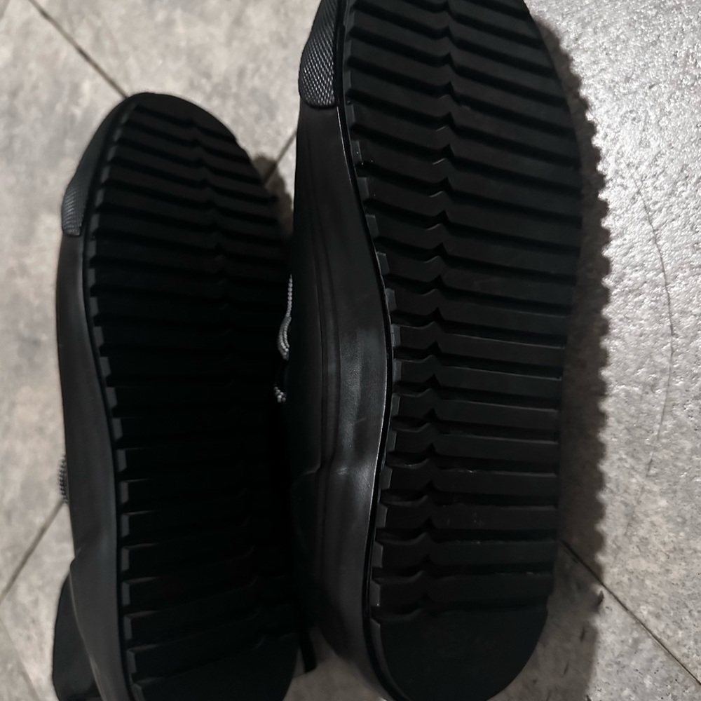 Hunter X Target Dipped Toe Rubber Hightop Shoes Rain Men’s size 5 Women’s size 7